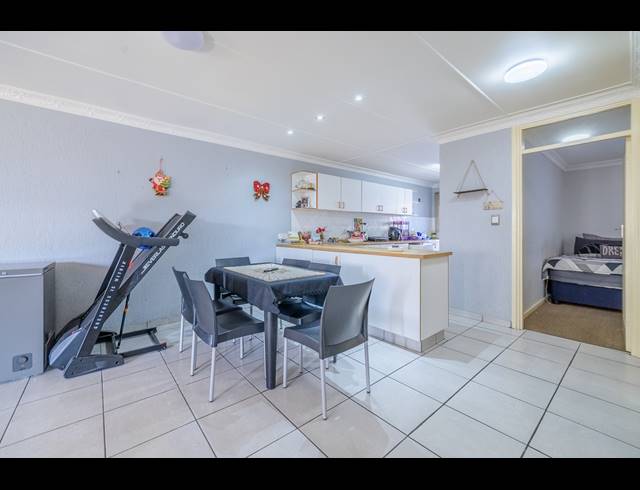 2 BEDROOM APARTMENT FOR SALE IN THE WOLDS